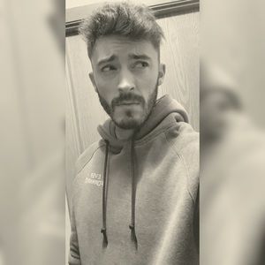 Meet your Posher, Justin